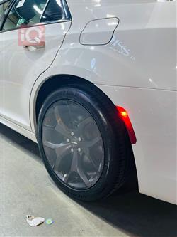 كرايسلر 300